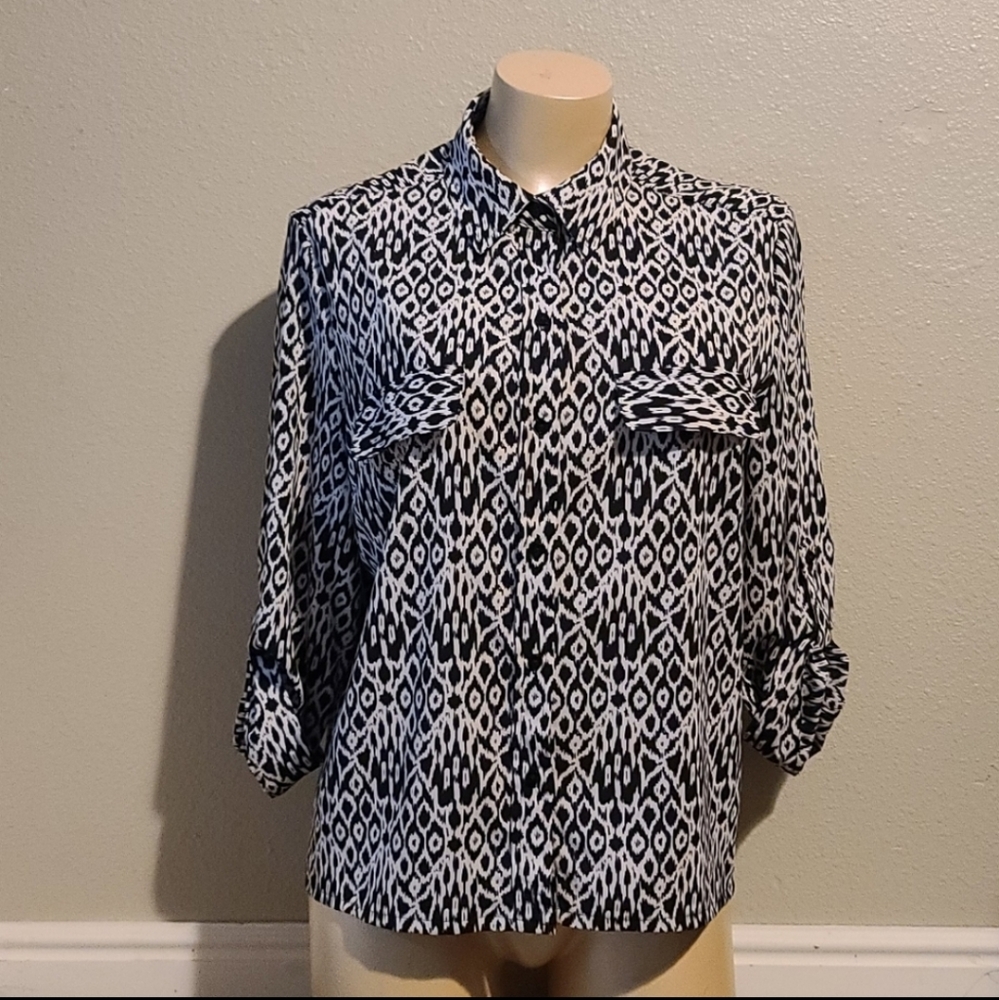 White Stag long sleeve button down shirt
